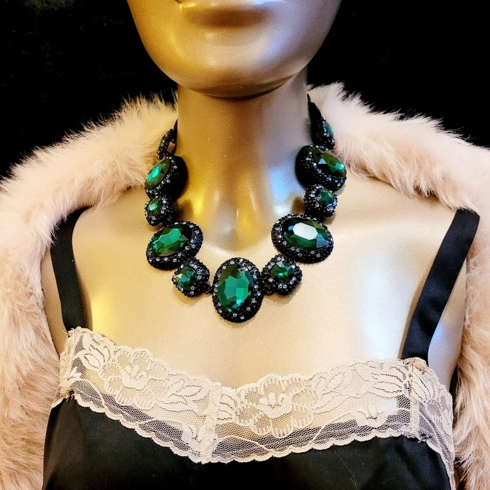 Vintage Estate Baroque Runway Green & Blue Austrian Crystal Statement Ne…